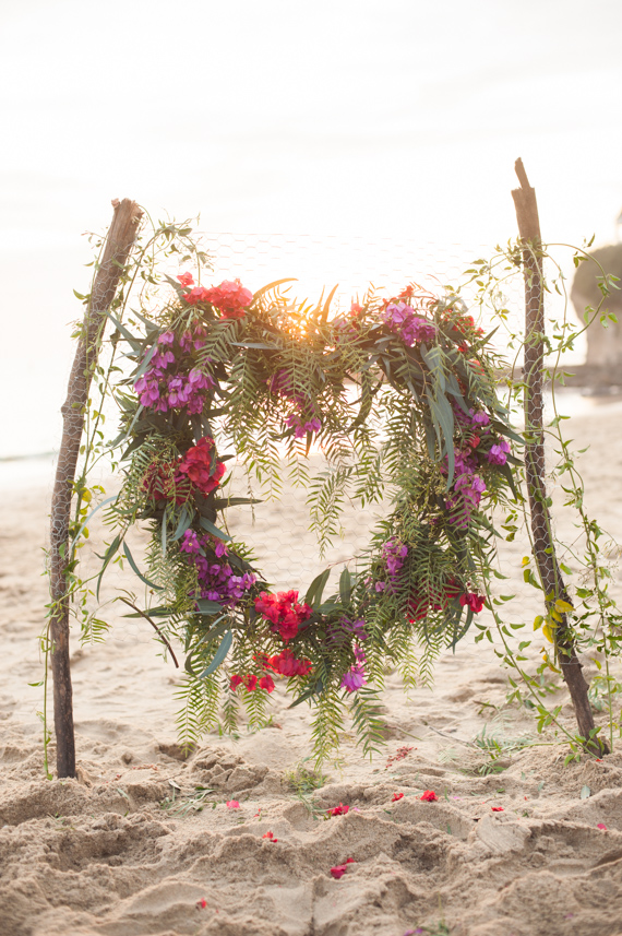 DIY floral heart decor